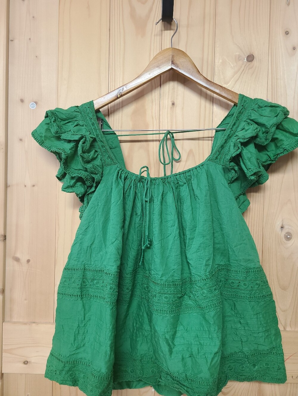 Karen Kane Bright Green Peasant Blouse with Tie Neck